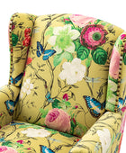 Sillón acentuado tapizado Matteo Floral con adornos de cabeza de clavo